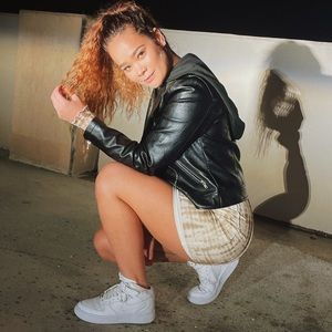 Meet your Posher, Samantha